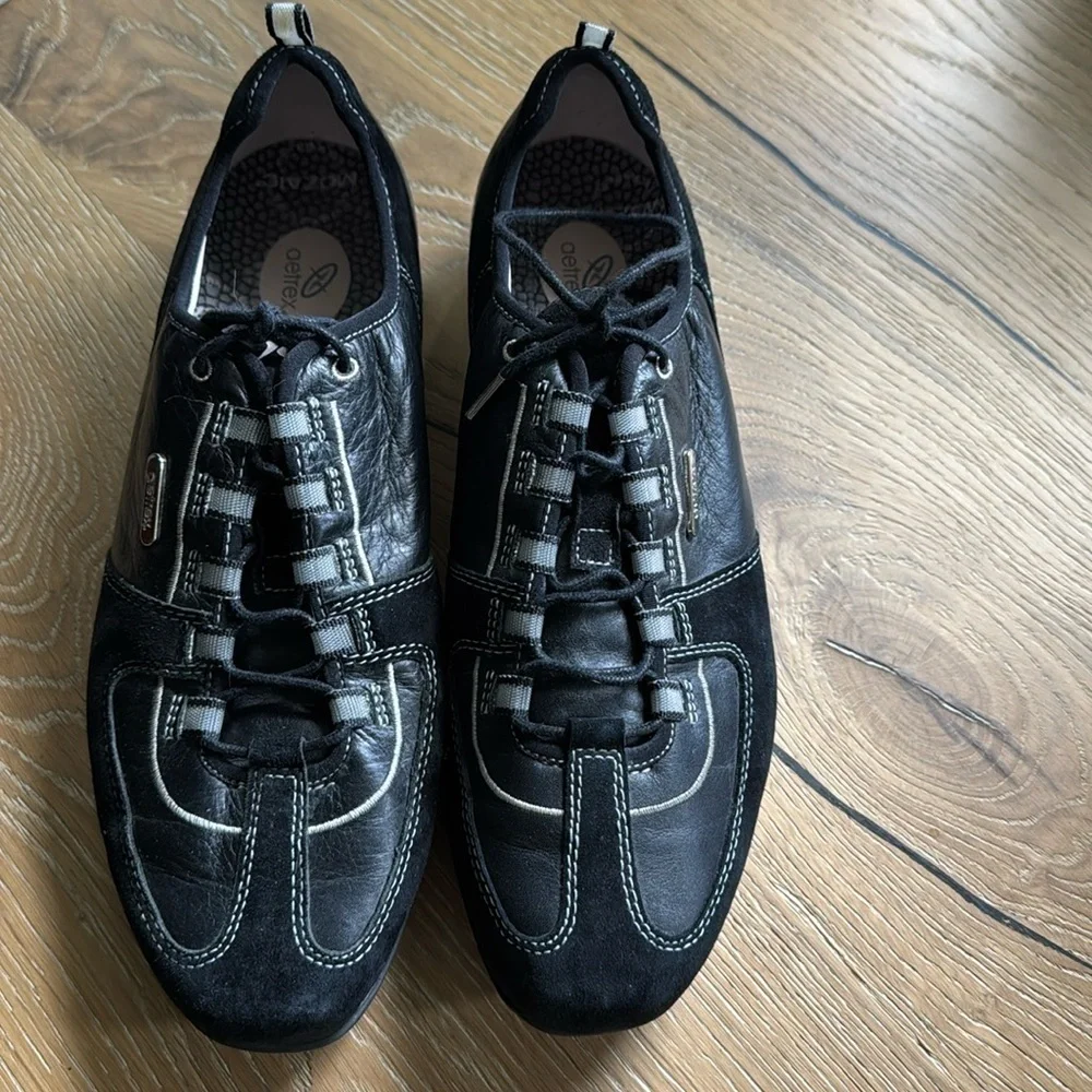 Aetrex ELLIE Leather Suede Walking Shoes Womens 10M Lace Up Walking sneaker